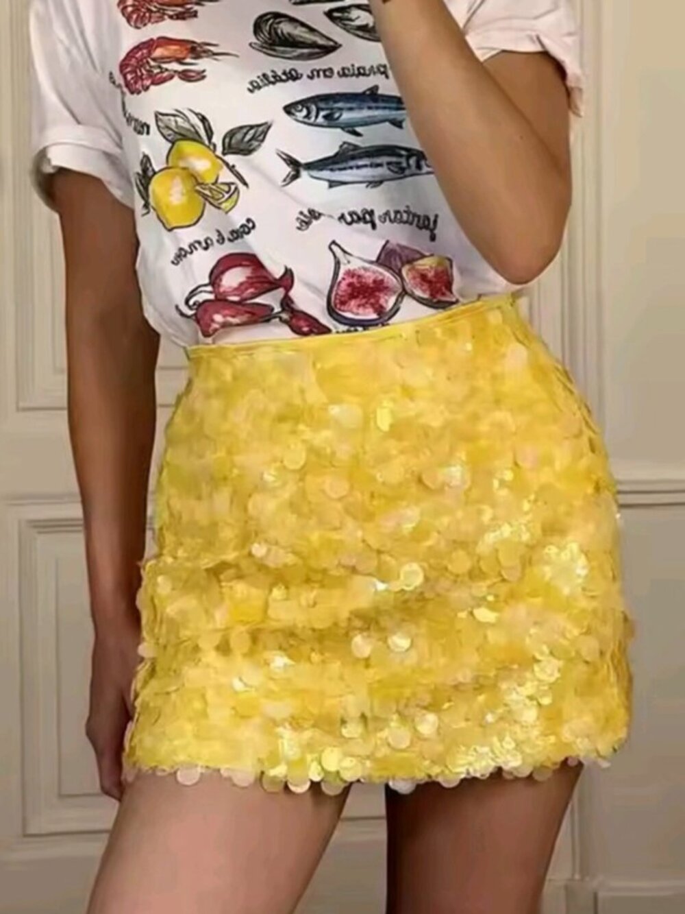 Sexy Sequin Mini Skirt Women Fashion Party Slim Hip Package Female Short Skirts